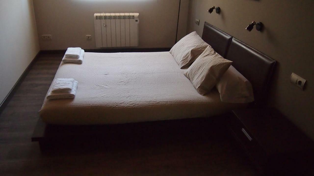Mas Pinoses Guest House Les Llosses Стая снимка